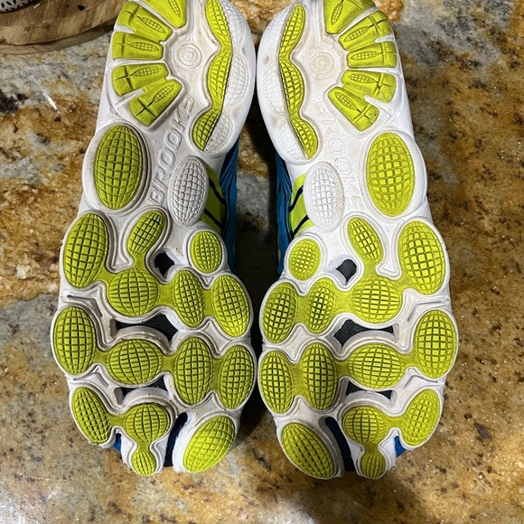 Brooks Pure Connect size 8 - Picture 9 of 9